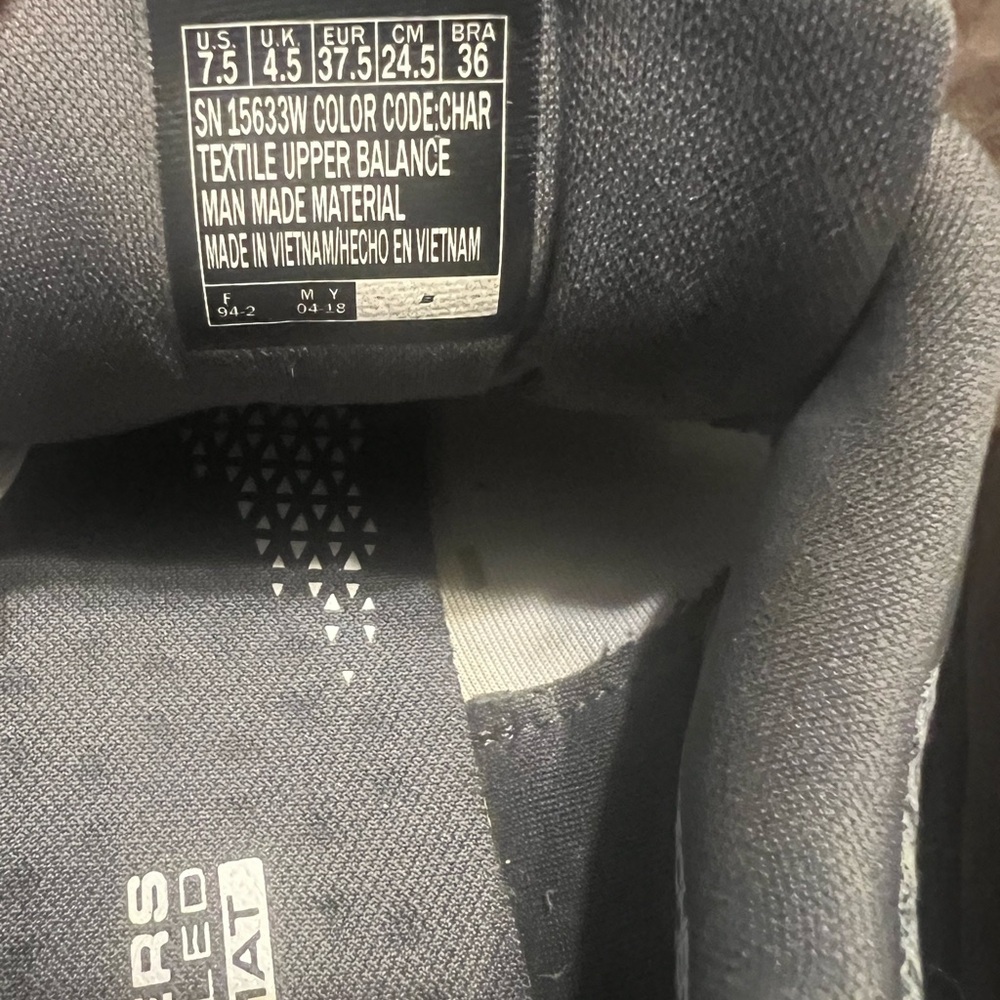 Skechers Women's Gray Sneakers - Picture 6 of 6